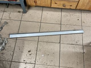 bontott AUDI A4 B7 Bal első Ajtó Díszléc