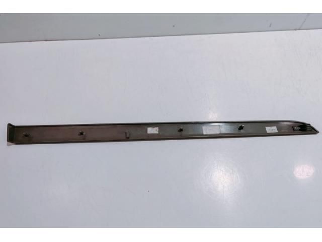 bontott AUDI A4 B7 Bal első Ajtó Díszléc