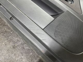 bontott AUDI A4 B7 Bal első Ajtó Kárpit