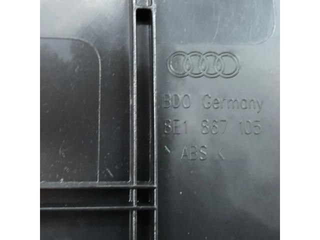 bontott AUDI A4 B7 Bal első Ajtó Kárpit