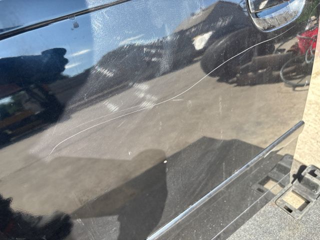 bontott AUDI A4 B7 Bal első Ajtó (Részeivel)