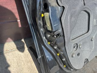 bontott AUDI A4 B7 Bal első Ajtó (Részeivel)