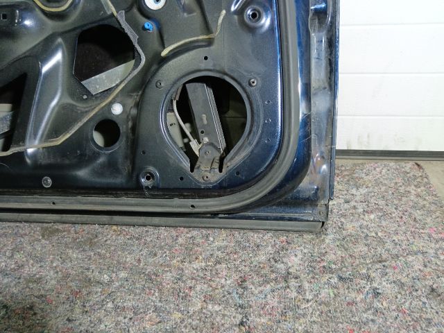 bontott AUDI A4 B7 Bal első Ajtó (Részeivel)