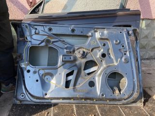 bontott AUDI A4 B7 Bal első Ajtó (Üres lemez)