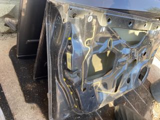 bontott AUDI A4 B7 Bal első Ajtó (Üres lemez)