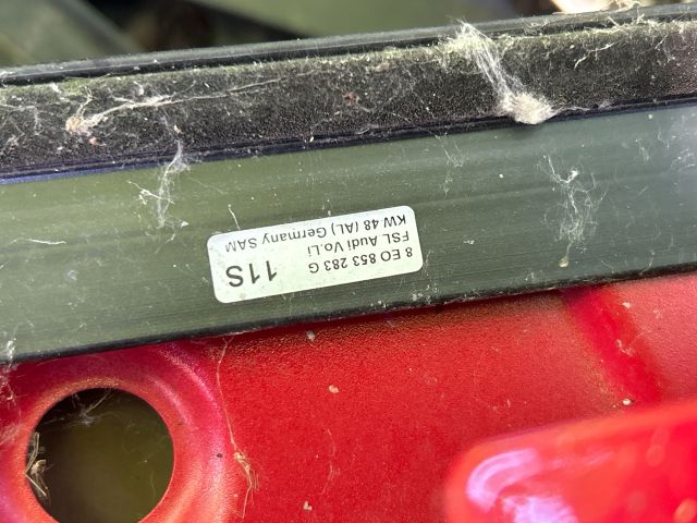 bontott AUDI A4 B7 Bal első Ajtó (Üres lemez)