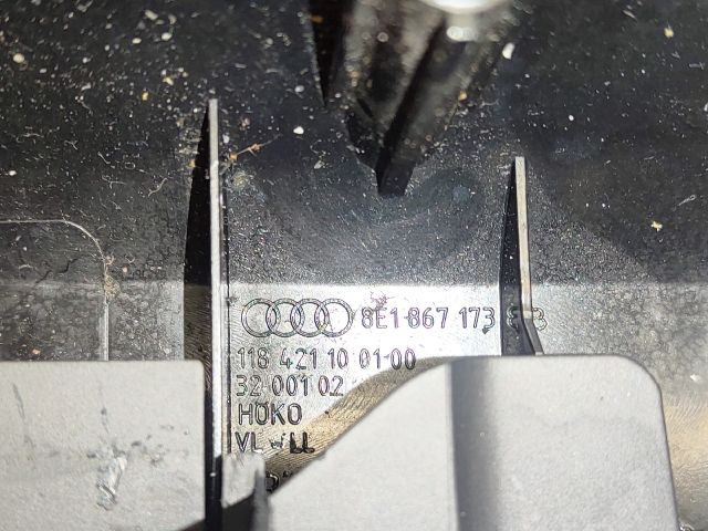 bontott AUDI A4 B7 Bal első Ajtóbehúzó