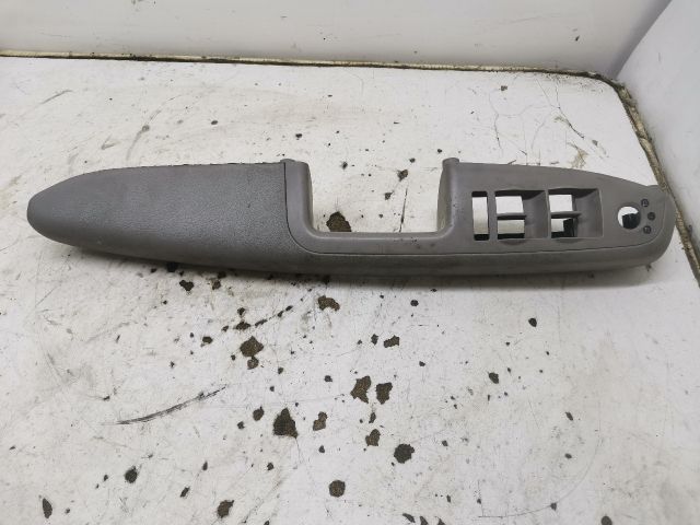 bontott AUDI A4 B7 Bal első Ajtóbehúzó