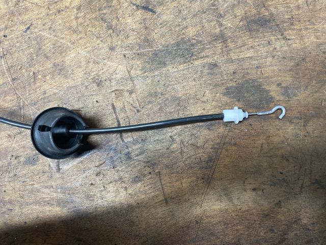 bontott AUDI A4 B7 Bal első Ajtózár