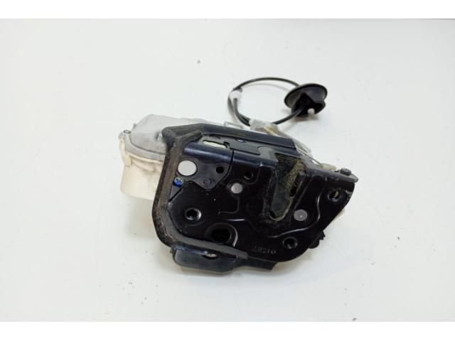 bontott AUDI A4 B7 Bal első Ajtózár