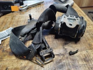 bontott AUDI A4 B7 Bal első Biztonsági Öv