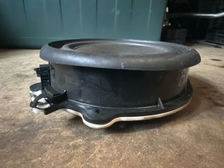 bontott AUDI A4 B7 Bal első Hangszóró