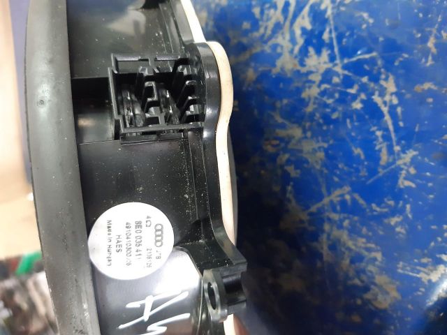 bontott AUDI A4 B7 Bal első Hangszóró