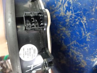 bontott AUDI A4 B7 Bal első Hangszóró