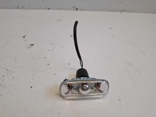 bontott AUDI A4 B7 Bal első Irányjelző