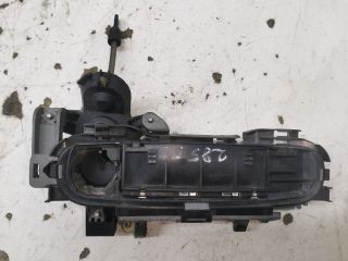 bontott AUDI A4 B7 Bal első Külső Kilincs