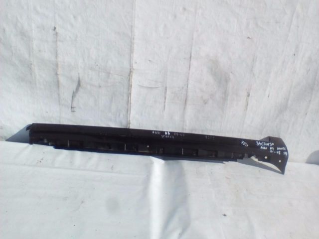 bontott AUDI A4 B7 Bal első Küszöb Díszléc