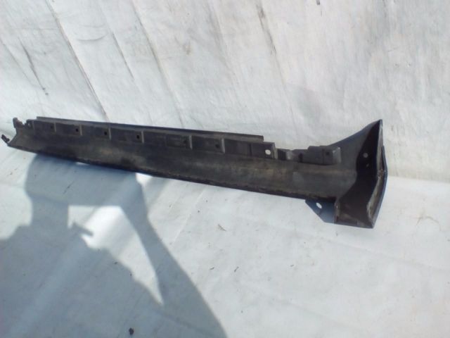 bontott AUDI A4 B7 Bal első Küszöb Díszléc