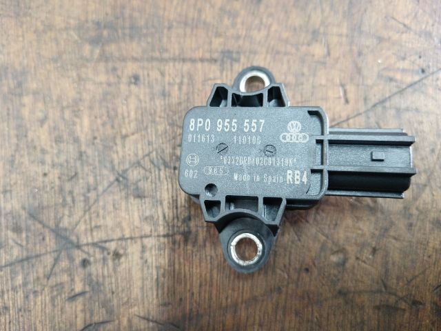 bontott AUDI A4 B7 Bal első Oldal Ütközés Érzékelő