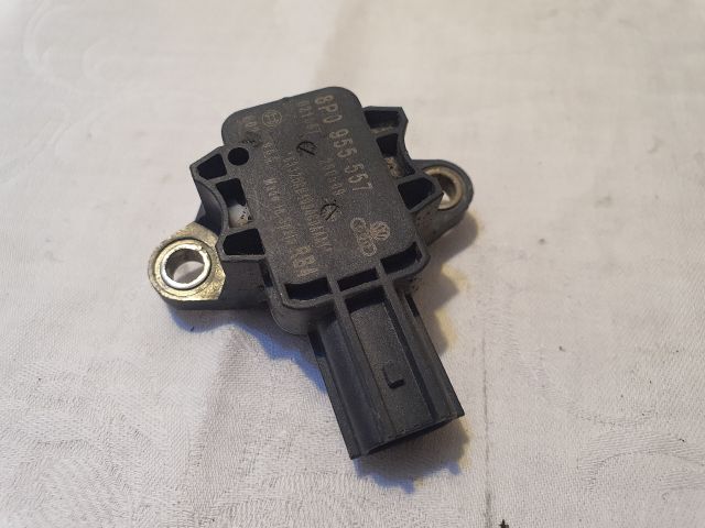 bontott AUDI A4 B7 Bal első Oldal Ütközés Érzékelő