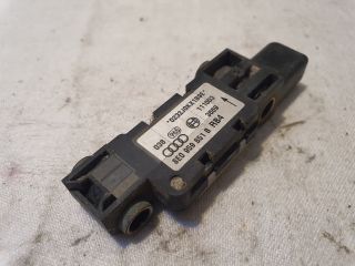 bontott AUDI A4 B7 Bal első Oldal Ütközés Érzékelő