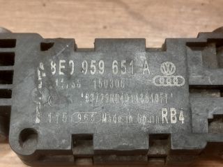 bontott AUDI A4 B7 Bal első Oldal Ütközés Érzékelő