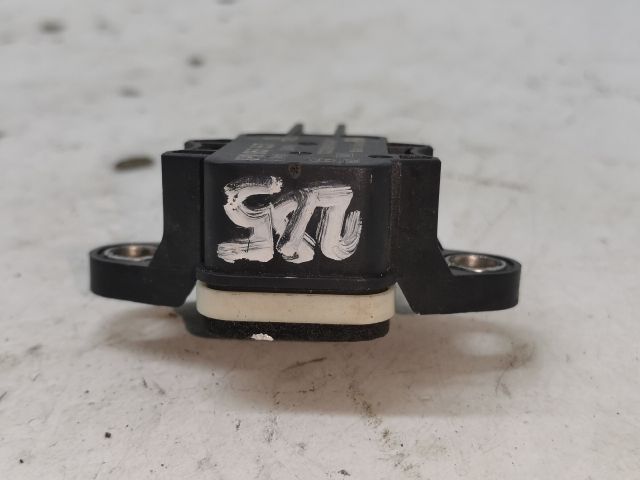 bontott AUDI A4 B7 Bal első Oldal Ütközés Érzékelő