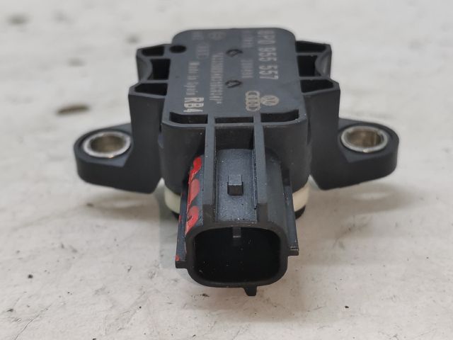 bontott AUDI A4 B7 Bal első Oldal Ütközés Érzékelő