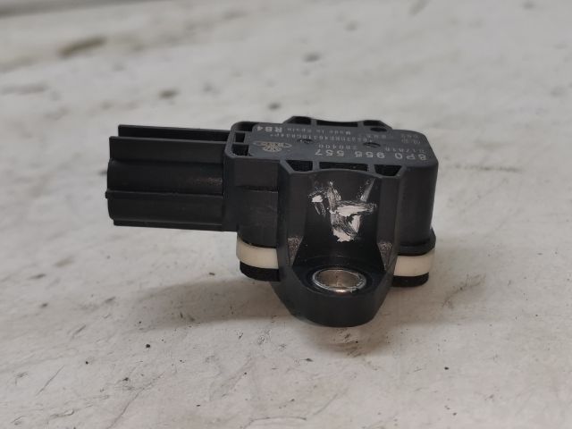 bontott AUDI A4 B7 Bal első Oldal Ütközés Érzékelő