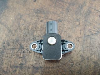 bontott AUDI A4 B7 Bal első Oldal Ütközés Érzékelő