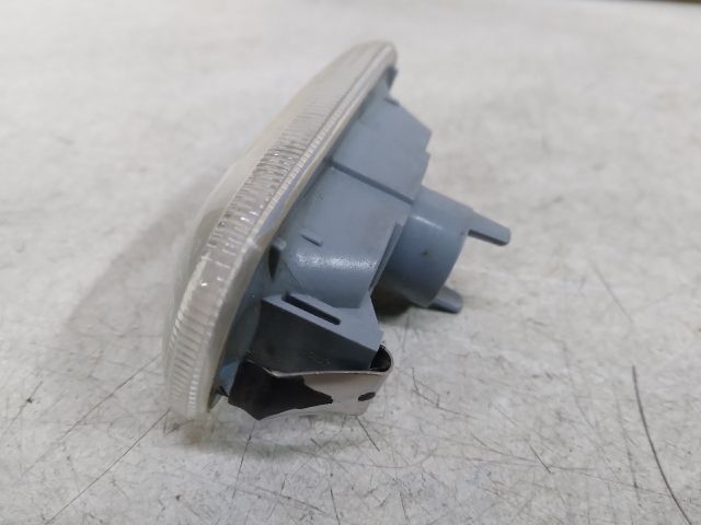 bontott AUDI A4 B7 Bal első Sárvédő Irányjelző