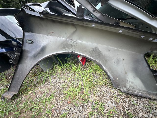 bontott AUDI A4 B7 Bal első Sárvédő