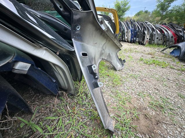 bontott AUDI A4 B7 Bal első Sárvédő