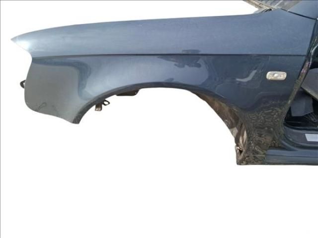 bontott AUDI A4 B7 Bal első Sárvédő