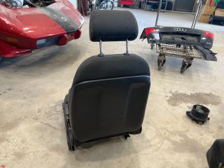 bontott AUDI A4 B7 Bal első Ülés