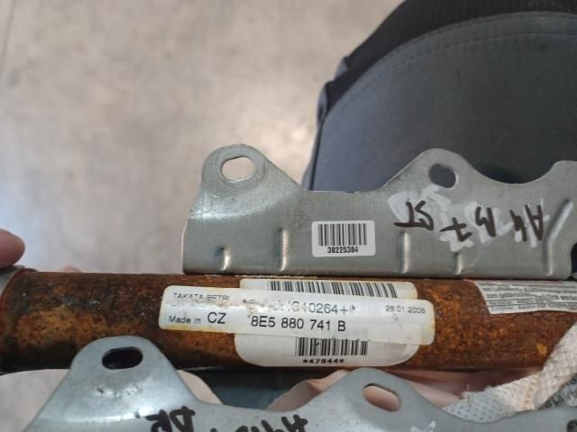 bontott AUDI A4 B7 Bal Fejlégzsák