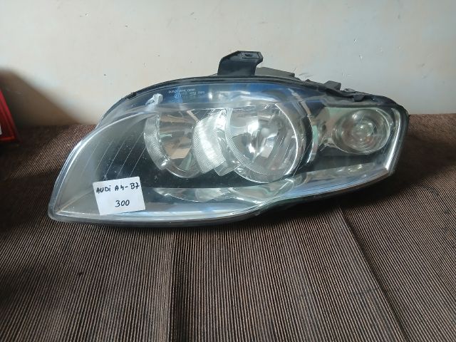 bontott AUDI A4 B7 Bal Fényszóró