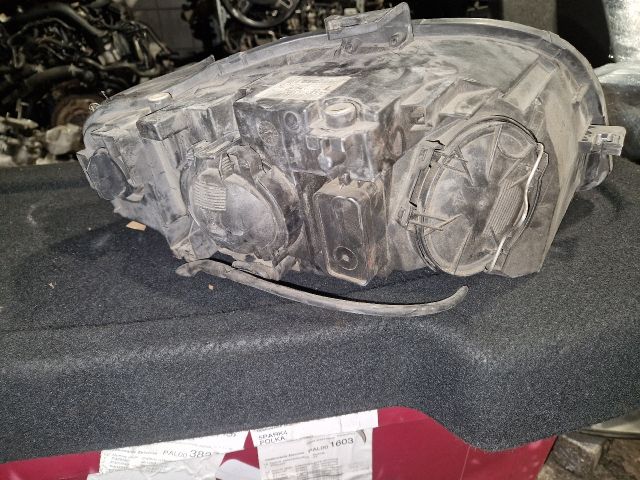 bontott AUDI A4 B7 Bal Fényszóró