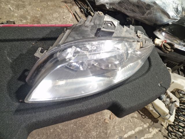 bontott AUDI A4 B7 Bal Fényszóró