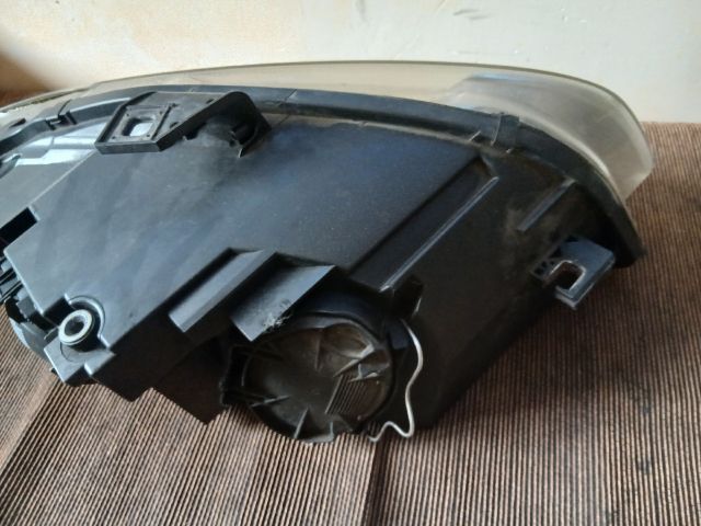 bontott AUDI A4 B7 Bal Fényszóró