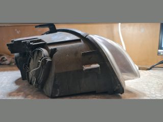 bontott AUDI A4 B7 Bal Fényszóró