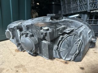 bontott AUDI A4 B7 Bal Fényszóró