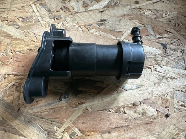 bontott AUDI A4 B7 Bal Fényszórómosó Fúvóka