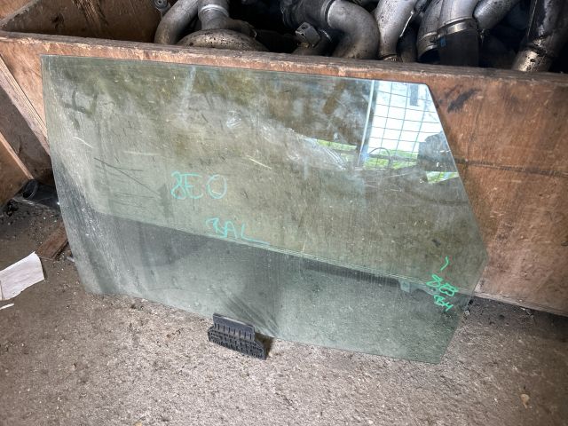 bontott AUDI A4 B7 Bal hátsó Ablak