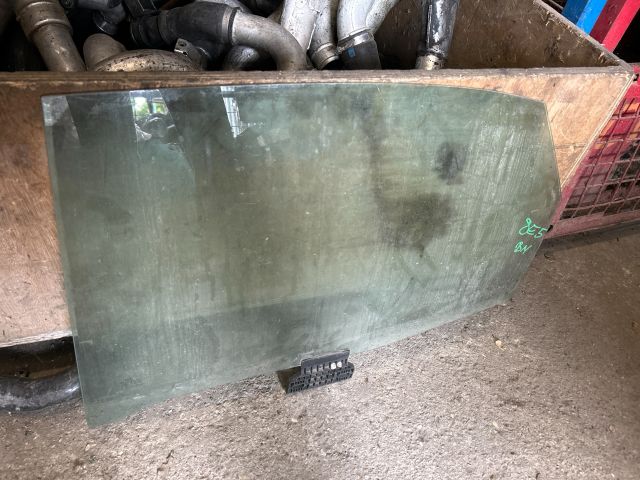 bontott AUDI A4 B7 Bal hátsó Ablak