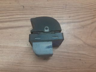 bontott AUDI A4 B7 Bal hátsó Ablakemelő Kapcsoló