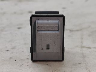 bontott AUDI A4 B7 Bal hátsó Ablakemelő Kapcsoló