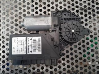 bontott AUDI A4 B7 Bal hátsó Ablakemelő Motor