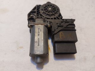 bontott AUDI A4 B7 Bal hátsó Ablakemelő Motor