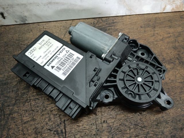 bontott AUDI A4 B7 Bal hátsó Ablakemelő Motor